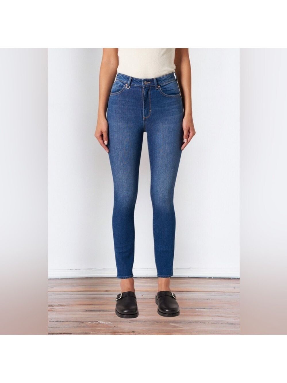 NEUW Marilyn High Rise Skinny NWT Size 8 26/30